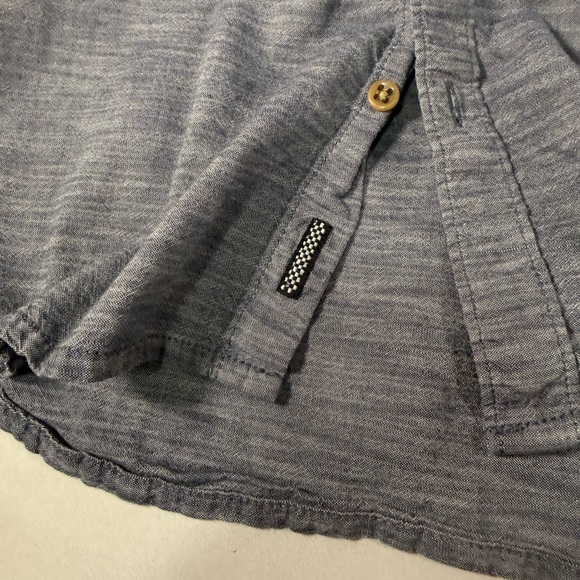 Vans Men’s Chambray Button Up Shirt Y2K Skate Surf Size M - Picture 6 of 14